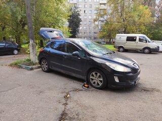 2009 Peugeot 308 I, чёрный, 450000 рублей, вид 2
