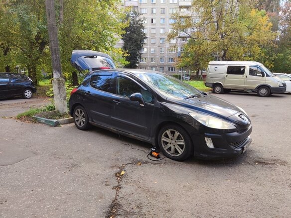 2009 Peugeot 308 I, чёрный, 450000 рублей - вид 1
