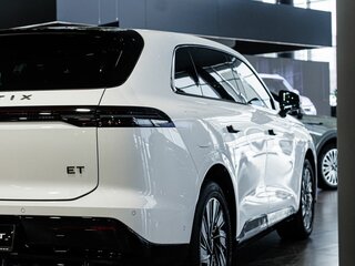 2025 Exeed Exlantix ET, белый, 6990000 рублей, вид 5
