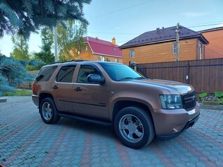 2012 Chevrolet Tahoe 6AT III, коричневый, 2800000 рублей, вид 1