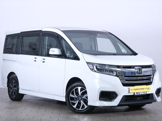 2018 Honda Stepwgn Spada V Рестайлинг, белый, 2299000 рублей, вид 1