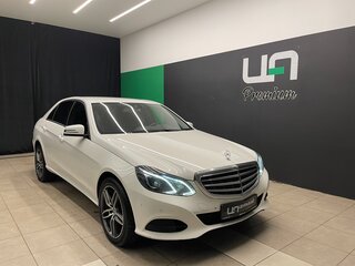 2015 Mercedes-Benz E-Класс 200 IV (W212, S212, C207) Рестайлинг, белый, 2100000 рублей, вид 1