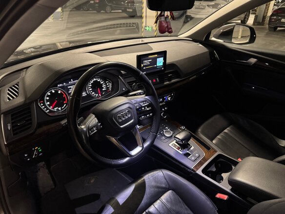2017 Audi Q5 II (FY), коричневый, 2600000 рублей - вид 8