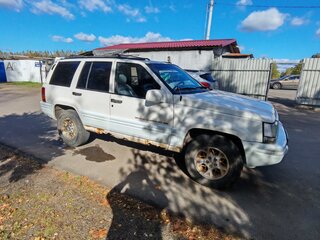 1997 Jeep Grand Cherokee I (ZJ) Рестайлинг, белый, 530000 рублей, вид 4