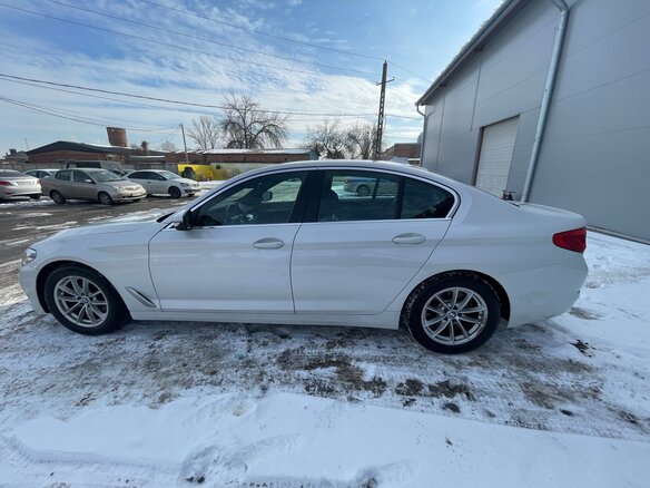 2019 BMW 5 серии 520i VII (G30/G31/G38), белый, 3900000 рублей - вид 5