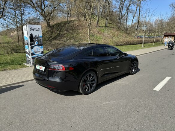 2018 Tesla Model S P100D I Рестайлинг, чёрный, 2801859 рублей - вид 15
