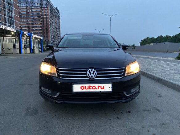 2012 Volkswagen Passat B7, чёрный, 1050000 рублей - вид 1