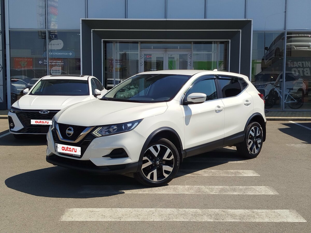 Открыть фотографии: Nissan Qashqai II