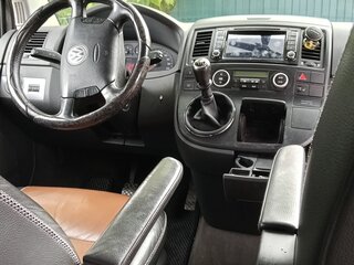 2008 Volkswagen Multivan T5, серый, 1500000 рублей, вид 5