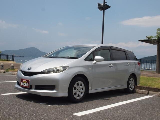 Открыть фотографии: Toyota Wish II