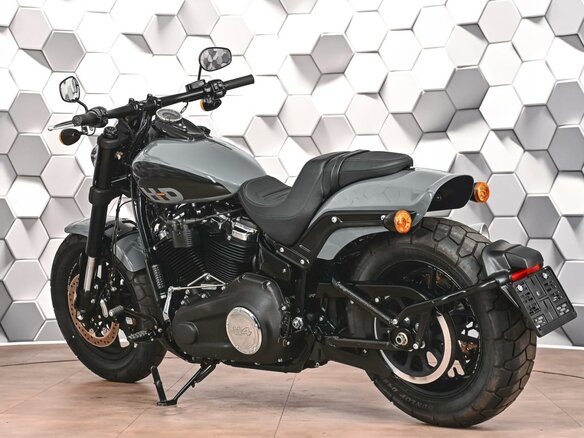 2022 Harley-Davidson Fat Bob, серый, 1899000 рублей - вид 7