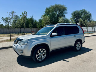 2012 Nissan X-Trail II Рестайлинг, серебристый, 1700000 рублей, вид 2