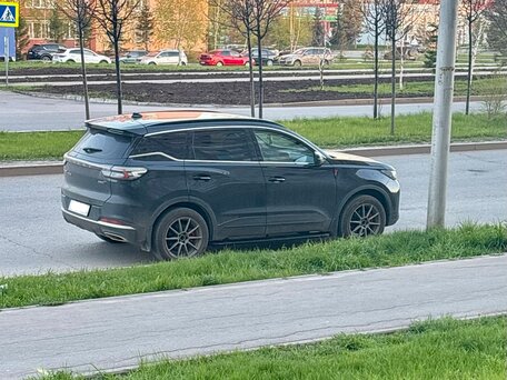 2024 Chery Tiggo 7 Pro Max I Рестайлинг, чёрный, 1990000 рублей, вид 3