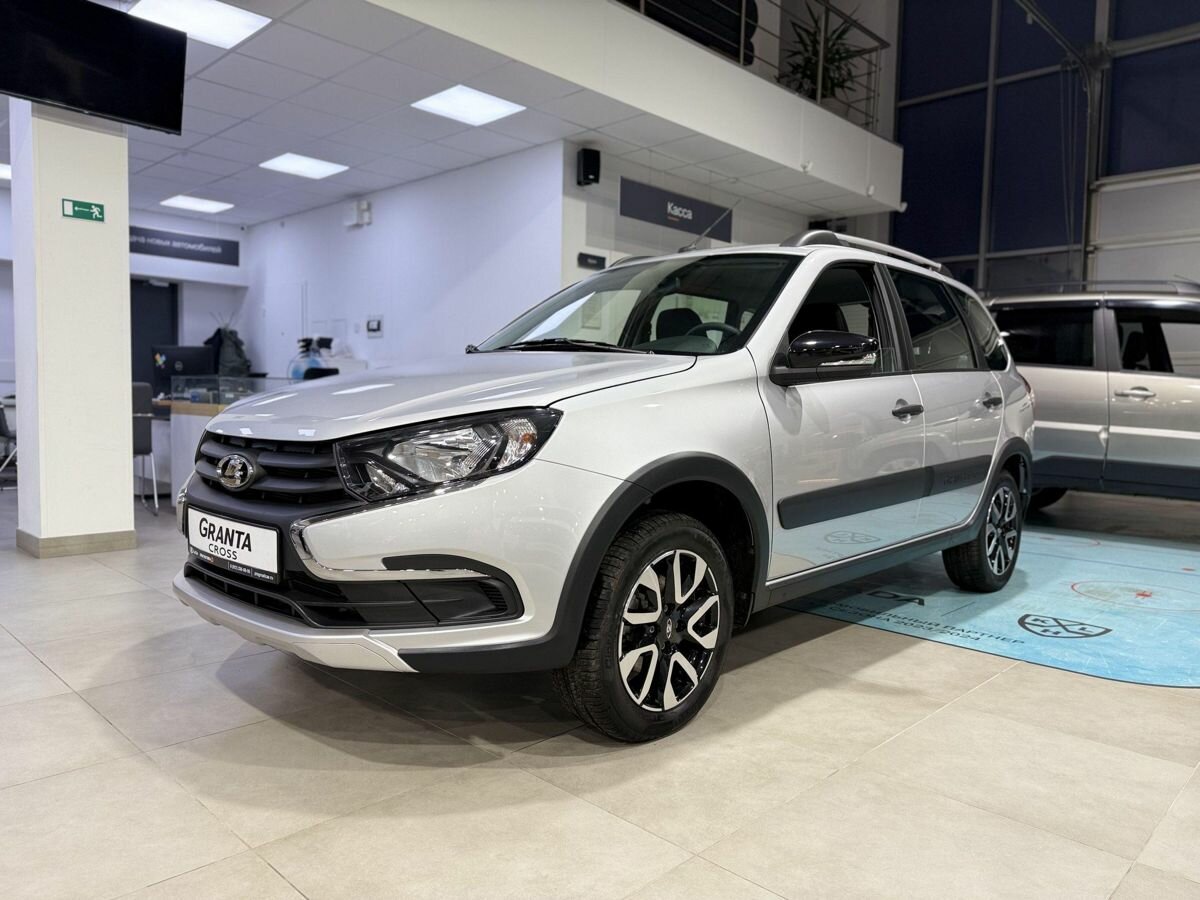 Открыть фотографии: Lada (ВАЗ) Granta I Рестайлинг