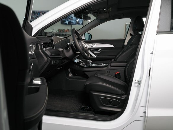 2026 Jetour X70+ I Рестайлинг, белый, 3399000 рублей - вид 8