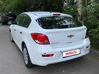 2014 Chevrolet Cruze I Рестайлинг, белый, 800000 рублей, вид 3