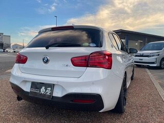 2017 BMW 1 серии 118i II (F20/F21) Рестайлинг, белый, 1151000 рублей, вид 5