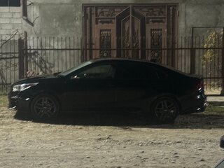 2020 Kia Forte III, чёрный, 1600000 рублей, вид 4