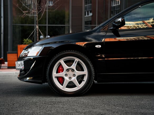 2004 Mitsubishi Lancer Evolution VIII, чёрный - вид 16