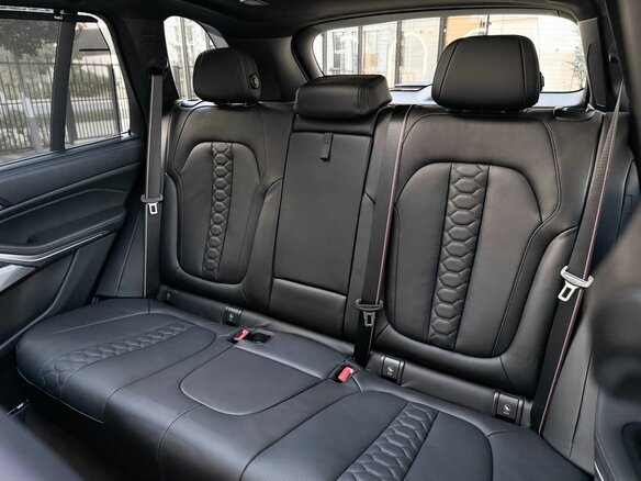 2026 BMW X5 M Competition III (F95) Рестайлинг, чёрный, 22990000 рублей - вид 22