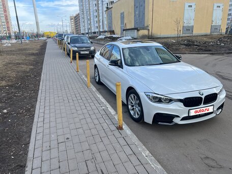 2017 BMW 3 серии 320i VI (F3x) Рестайлинг, белый, 2400000 рублей, вид 3