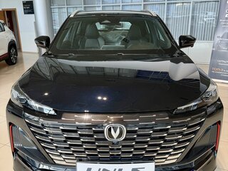 2025 Changan UNI-S I, чёрный, 3179900 рублей, вид 5