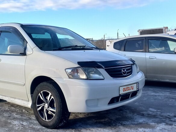 1999 Mazda MPV II (LW), белый, 460000 рублей - вид 2