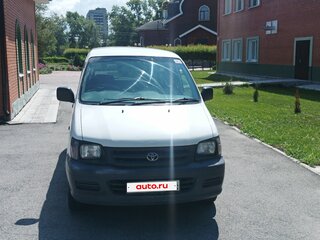2001 Toyota Town Ace III, белый, 350000 рублей, вид 2