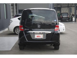2016 Honda Freed I Рестайлинг 2, чёрный, 1050000 рублей, вид 3