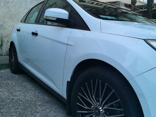 2013 Ford Focus III, белый, 799000 рублей, вид 3