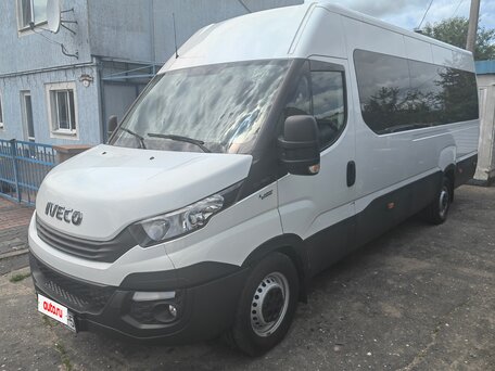 2017 Iveco Daily, белый, 3400000 рублей, вид 2
