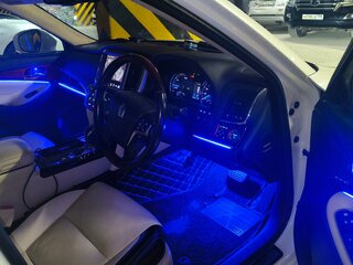 2013 Toyota Crown Majesta VI (S210), белый, 2950000 рублей, вид 5