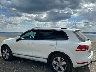 2014 Volkswagen Touareg II, белый, 2590000 рублей, вид 4