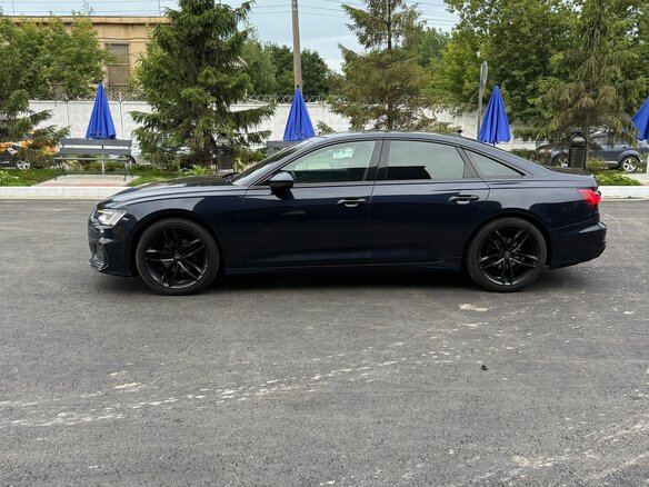 2019 Audi A6 35 TDI V (C8), синий, 3200000 рублей - вид 3