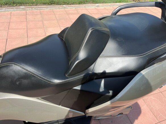 2012 BMW C 650 GT, бежевый, 500000 рублей - вид 8