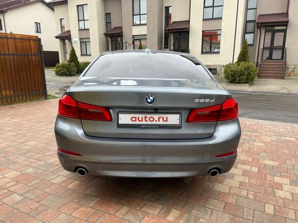 2019 BMW 5 серии 525d VII (G30/G31/G38), серый, 3100000 рублей - вид 6