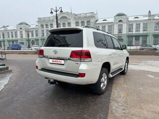 2021 Toyota Land Cruiser 200 Series Рестайлинг 2, белый, 9350000 рублей, вид 3