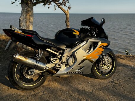 2000 Honda CBR 600F, чёрный, 350000 рублей, вид 1