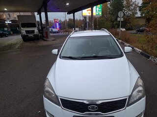 2010 Kia Ceed I Рестайлинг, белый, 540000 рублей, вид 2