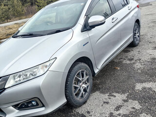 2014 Honda Grace I, серебристый, 1180000 рублей, вид 2