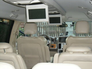 2008 Chrysler Town & Country V, синий, 1014539 рублей, вид 5
