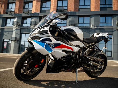 2026 BMW S 1000 RR, белый, 2580000 рублей, вид 4