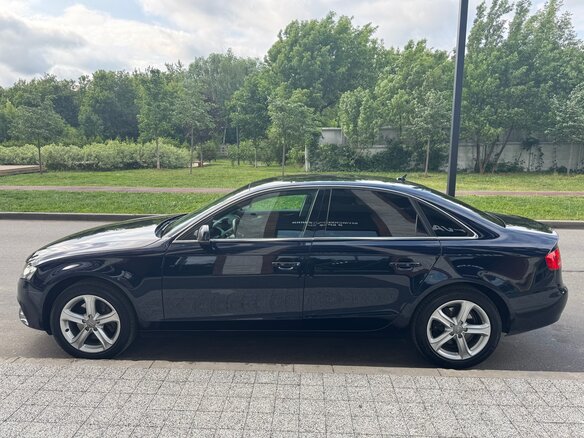 2010 Audi A4 IV (B8), синий, 1250000 рублей - вид 1
