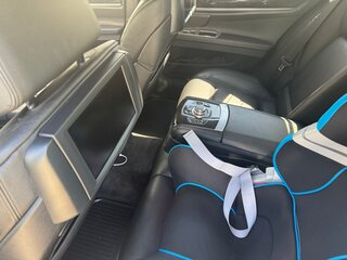 2011 BMW 7 серии 740d xDrive V (F01/F02/F04), чёрный, 2150000 рублей, вид 2