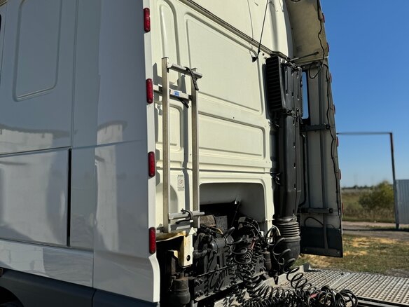 2008 DAF XF 105, белый, 4100000 рублей - вид 13