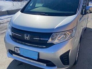 2019 Honda Stepwgn V Рестайлинг, серебристый, 1900000 рублей, вид 2