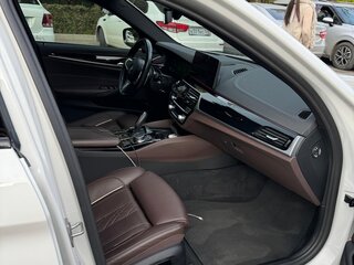 2022 BMW 5 серии 530i VII (G30/G31/G38) Рестайлинг, белый, 6500000 рублей, вид 5