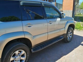 2004 Toyota Land Cruiser Prado 120 Series, золотистый, 1900000 рублей, вид 3