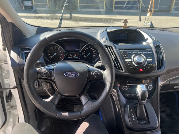 2016 Ford Kuga II, белый, 1600000 рублей - вид 7