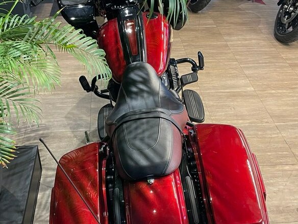 2023 Harley-Davidson Road Glide Special, пурпурный, 3690000 рублей - вид 15